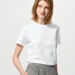 Miffy White Graphic T-Shirt sz Small